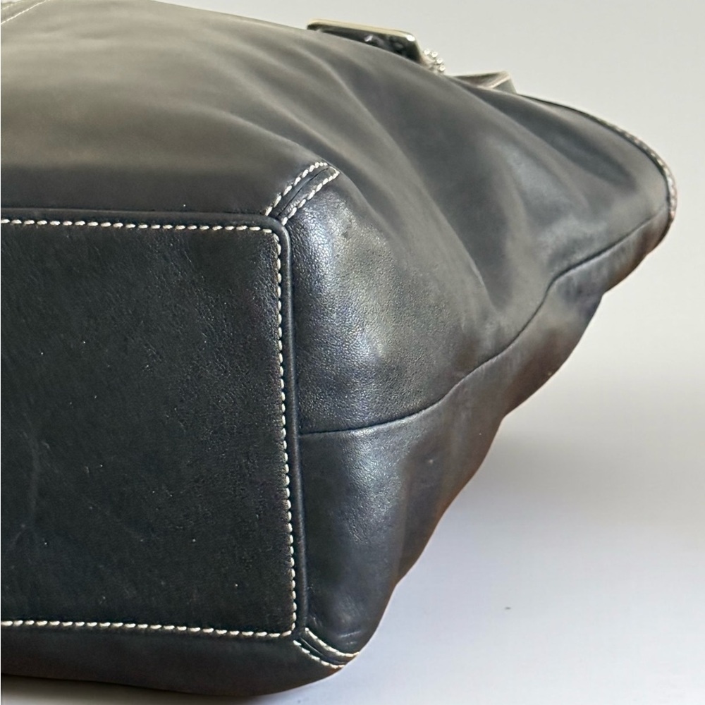 Authentic Coach Hampton Black Leather Tote Bag! - Picture 6 of 16